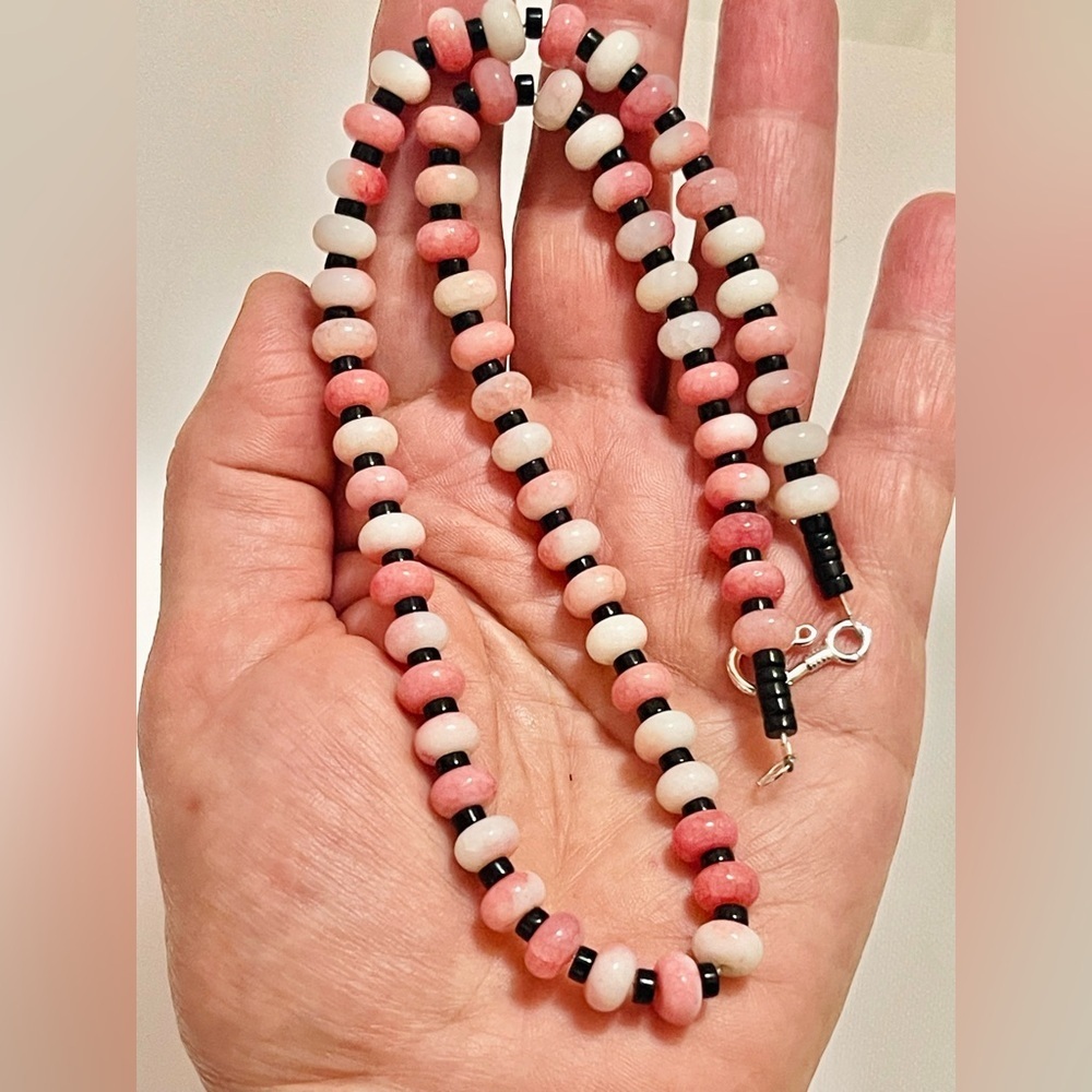 Rhodonite Onyx Beaded pink white necklace Sz 20”silver plated Clasp